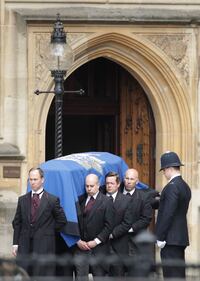 Londra, i funerali dell'agente ucciso durante l'attentato a Westminster 8
