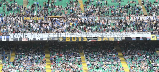 Inter, la contestazione della Curva Nord 4