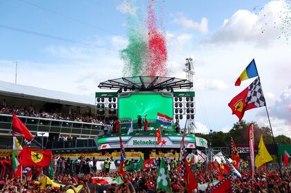 Formula Uno, Monza si tinge di rosso: il tripudio tricolore 3