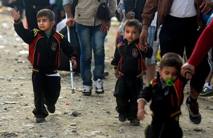 Immigrazione, i bimbi in marcia lungo la rotta balcanica 15