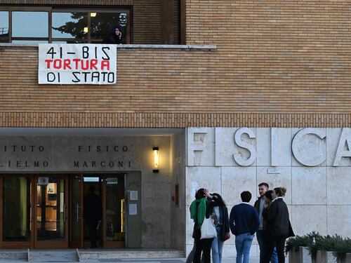 Ancora una volta l'ateneo è ostaggio dei "collettivi"