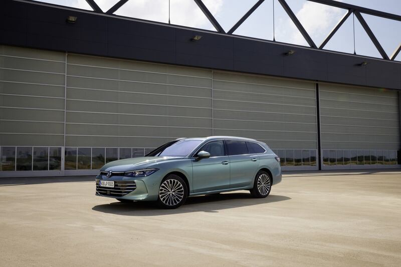 Volkswagen Passat: guarda tutte le foto 2