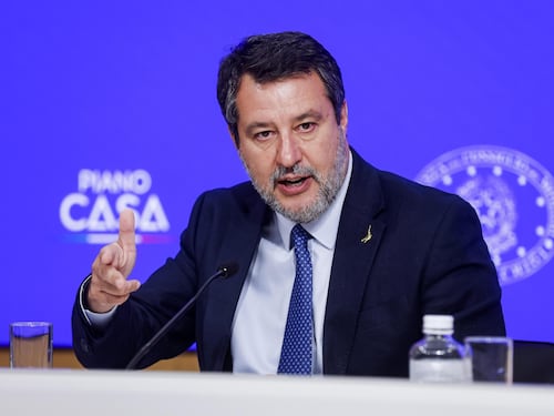 Salvini ai nordisti: polemiche inutili. L’89% della base è con il segretario
