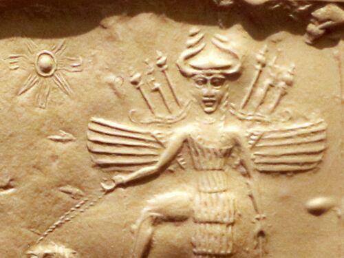 Splendori e miserie della "Regina del cielo"