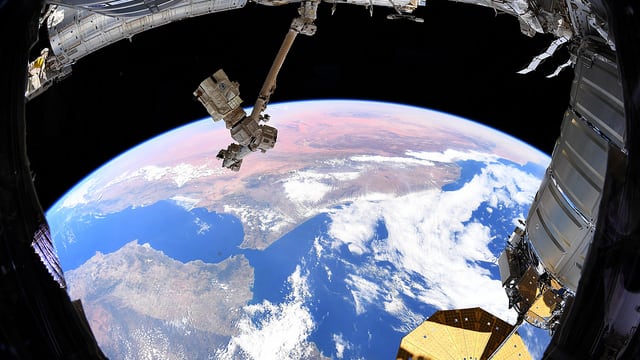 Dalla Luna partiranno i razzi per l'esplorazione dello spazio