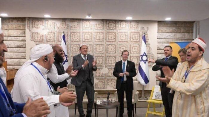 Vietato dialogare con Israele. La fatwa sunnita che colpisce gli imam che cercano la pace