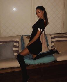 Belen Rodriguez, sexy décolleté su Instagram 6