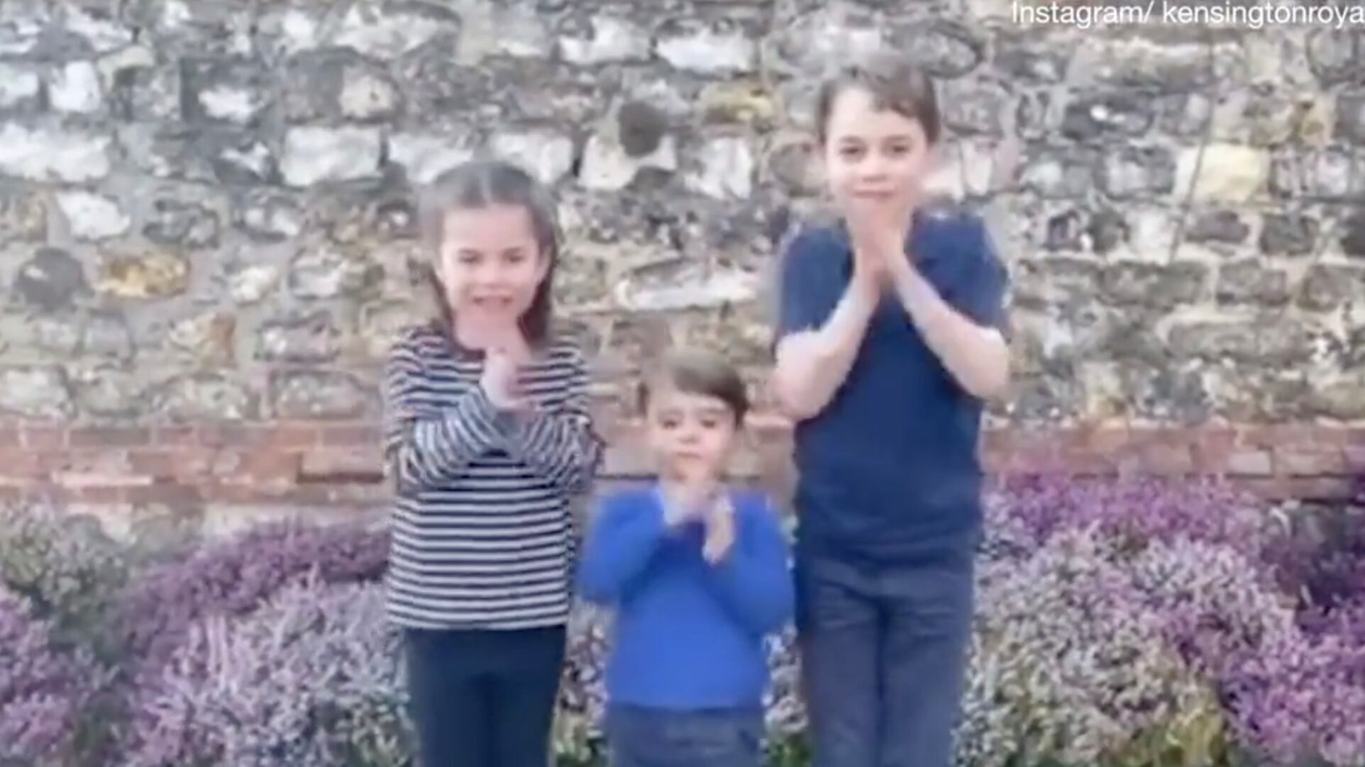 Anche i principini inglesi applaudono i medici e gli infermieri