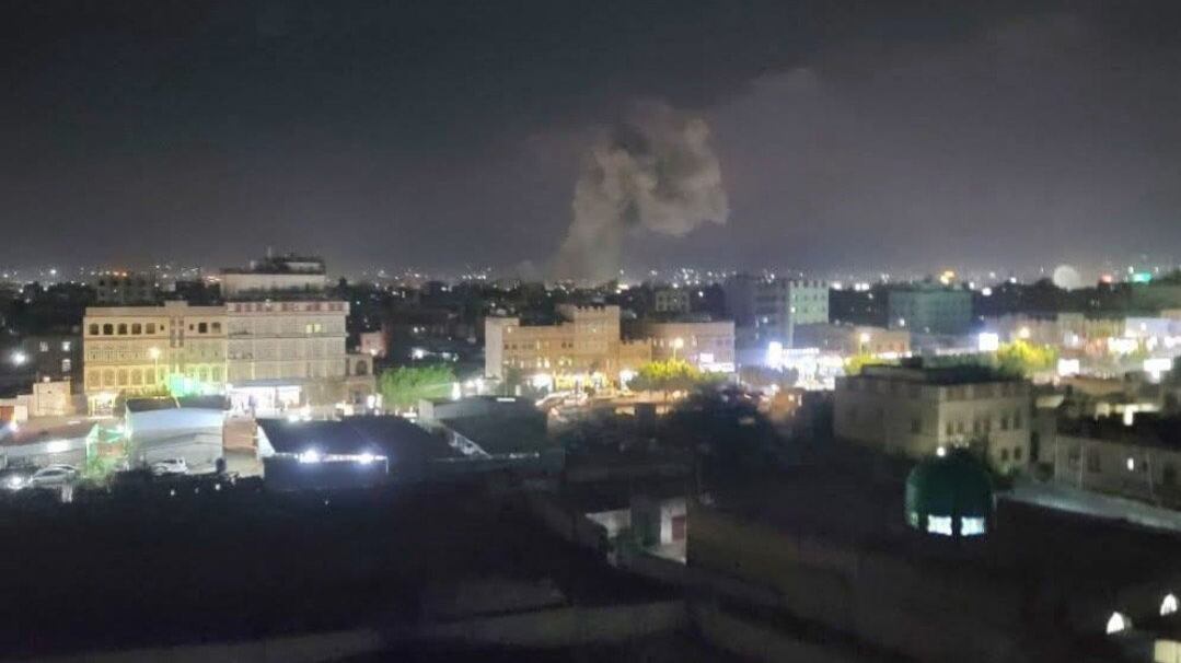 Yemen, Trump ordina di colpire gli Houthi. Sanaa sotto attacco