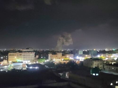 Yemen, Trump ordina di colpire gli Houthi. Sanaa sotto attacco