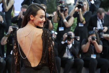 Venezia, attrici sexy sul primo red carpet 20