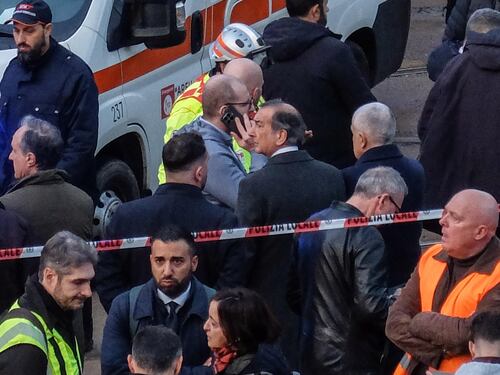 Sala: "Una tragedia, chiariranno le indagini. Ma il mezzo è nuovo e il conducente esperto"