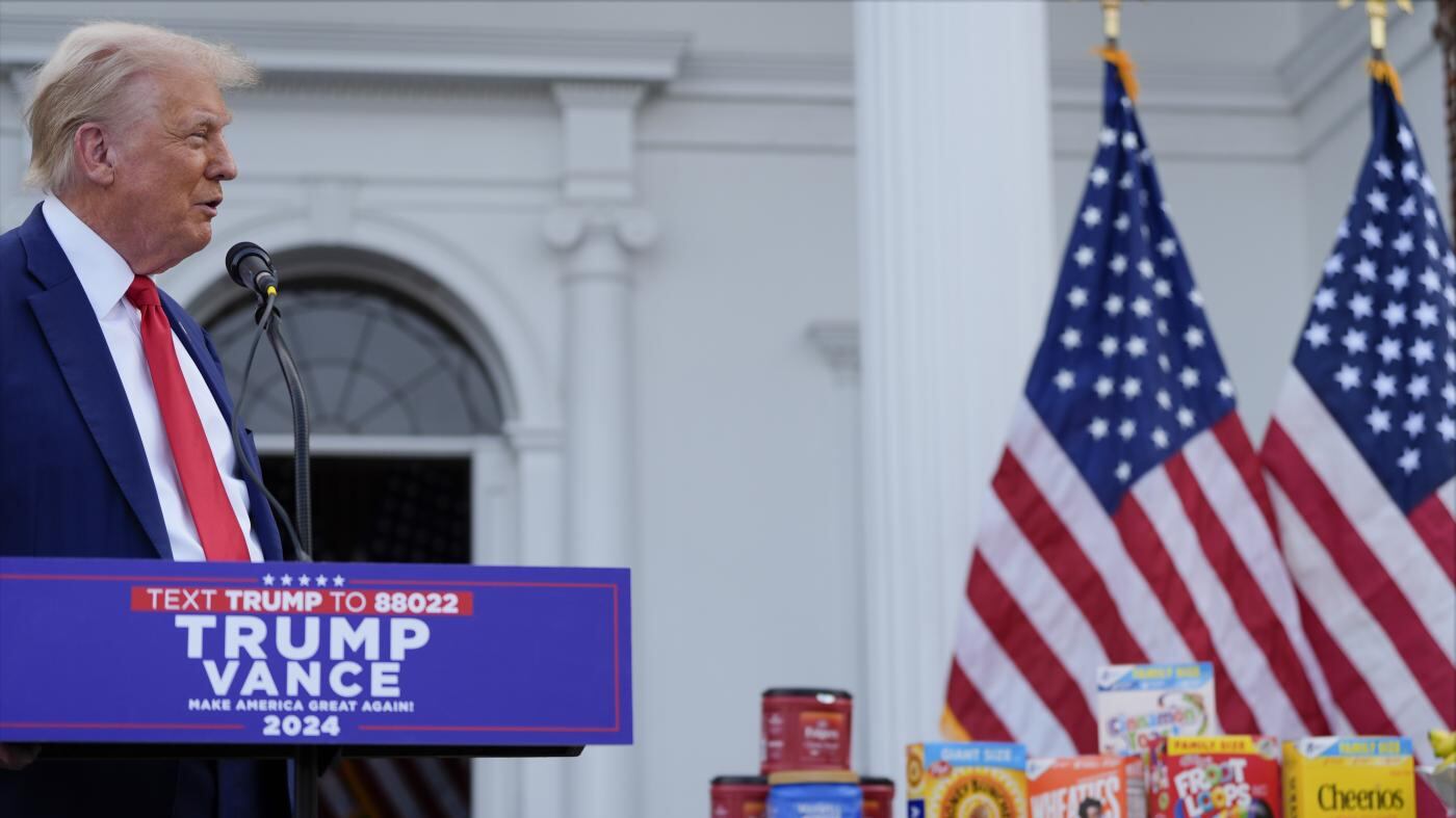 Trump e la crociata anti-green. "Auto elettrica, stop ai sussidi"