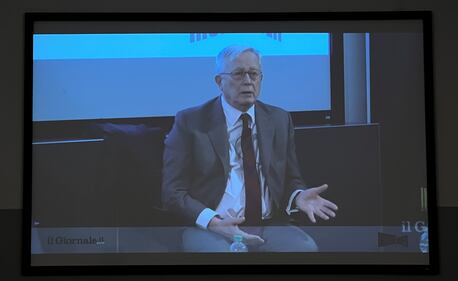 "Chi decide il nostro futuro": tutte le diapositive dell'evento 8