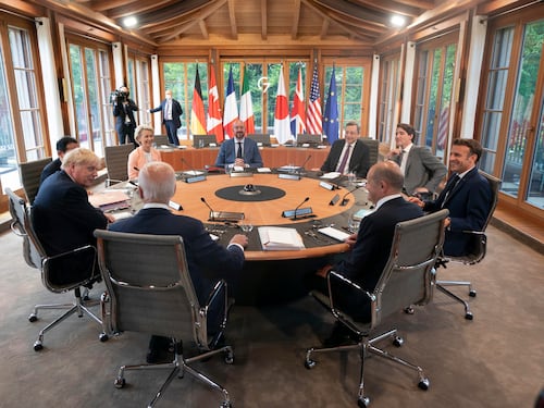 G7 compatto: "Sostegno a Kiev finché necessario"