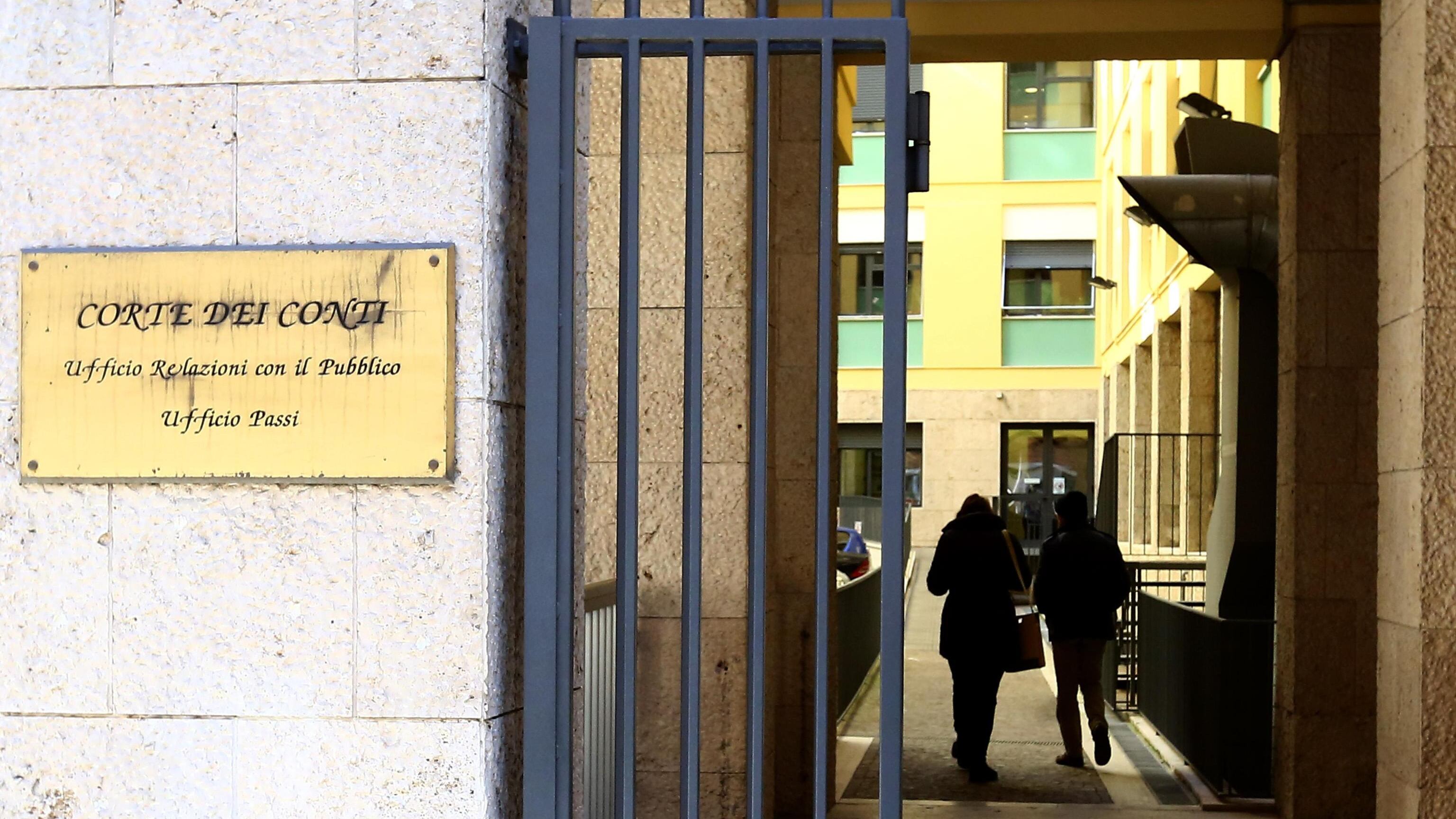 Rai, Corte dei Conti: "Debiti con le banche troppo alti, ridurre i costi"