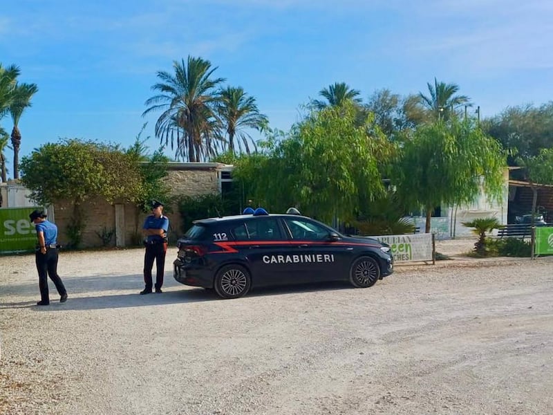 I carabinieri dopo la sparatoria di Molfetta 2