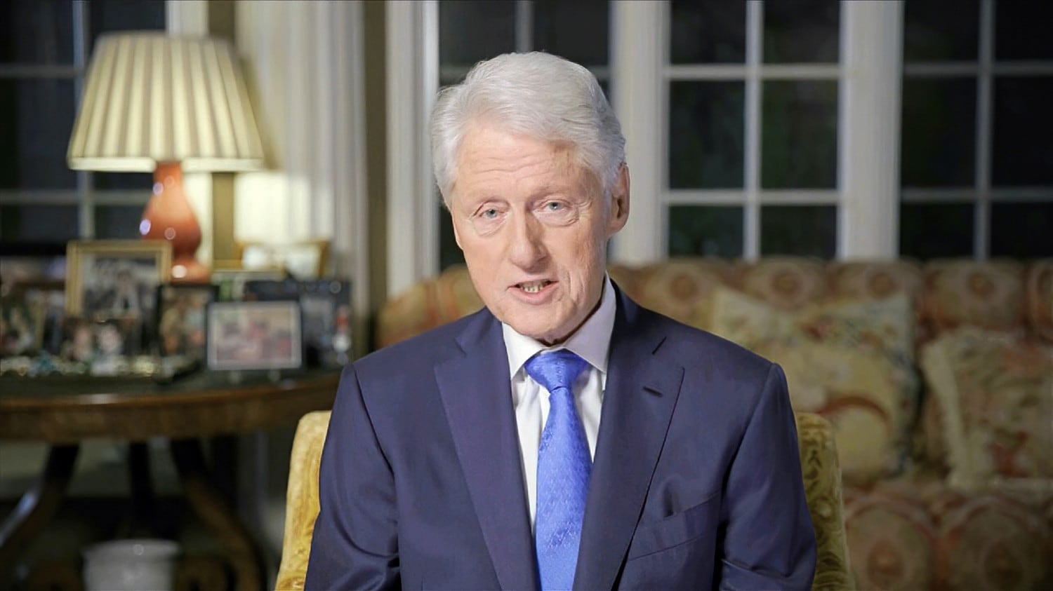 Spunta una cena segreta. L'ospite di Bill Clinton e gli intrecci con Epstein