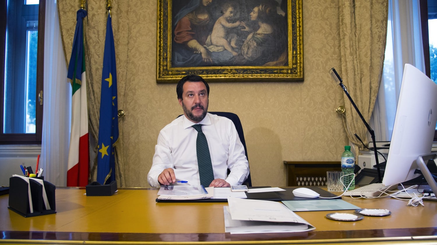 "Quel Paese esporta galeotti" Scontro tra Salvini e Tunisia