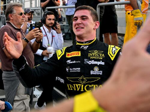 Una McLaren per Leo, il piccolo Senna che guida come Prost