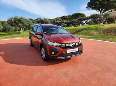 Dacia Jogger Hybrid 1
