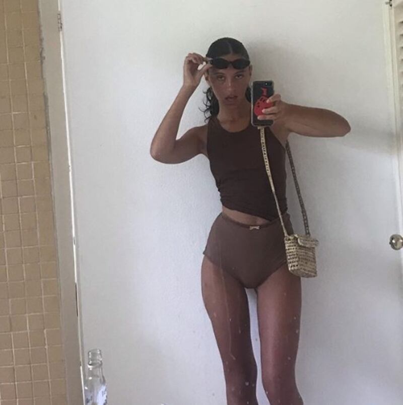 Iris Law, la sexy figlia di Jude Law 4