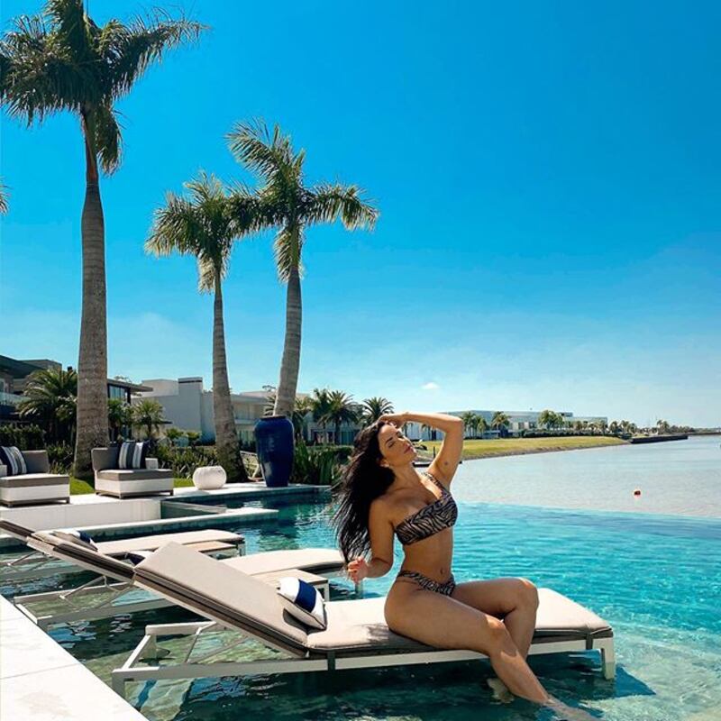 Nathalia Felix esagerata sui social 5