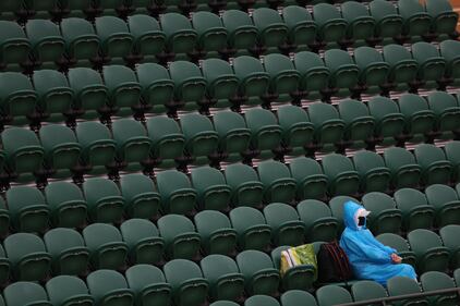 La boccia blocca Wimbledon (ma solo una parte) 1