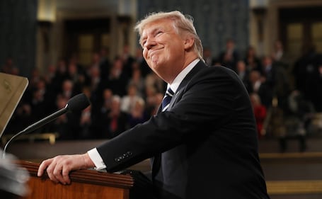 Trump parla davanti al Congresso 10