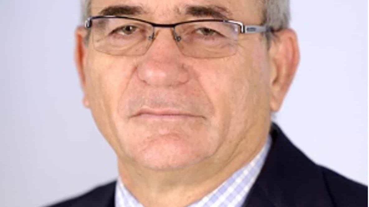 "Far fuori il capo e la sua teocrazia? Priorità è l'atomica"