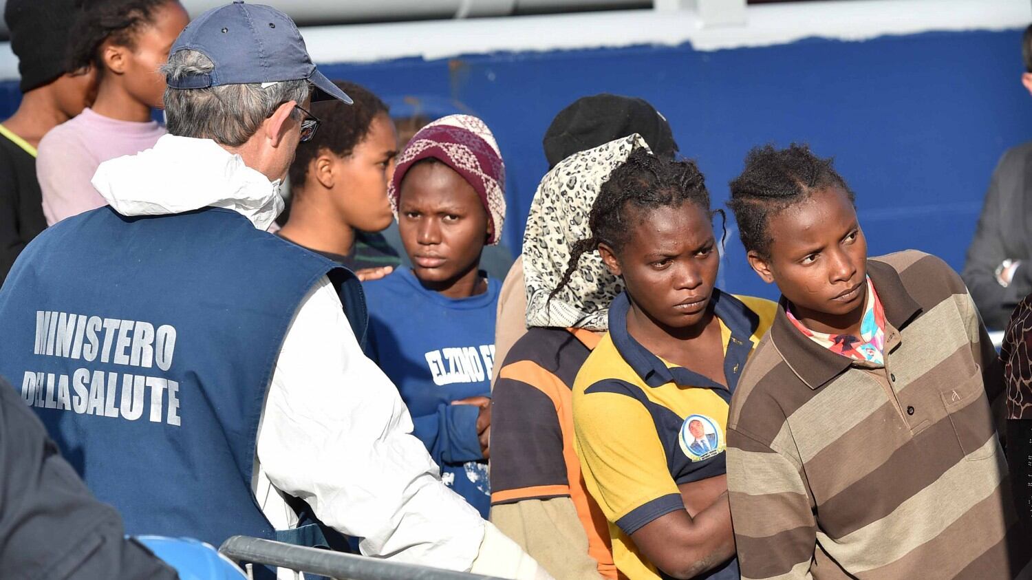 Migranti, la Corte dei conti europea boccia l'Italia: "Strutture per l'accoglienza inadeguate"