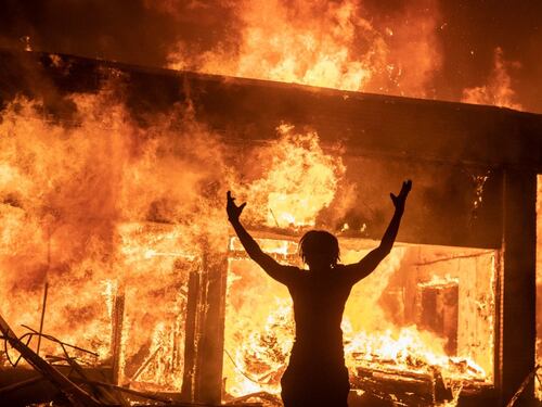 Nella "guerra all'Occidente" i primi nemici siamo noi