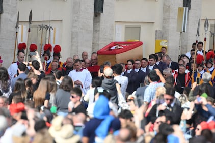 La traslazione della Bara di Papa Francesco nella Basilica di San Pietro 2
