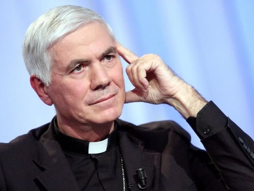 Il monito del vescovo: "L'Islam? Un pericolo se i cristiani rinunciano alla loro identità"