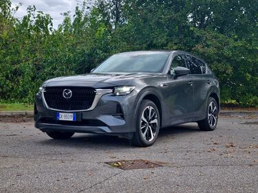 Mazda CX-60 PHEV: la gallery fotografica del nuovo suv plug-in giapponese 2