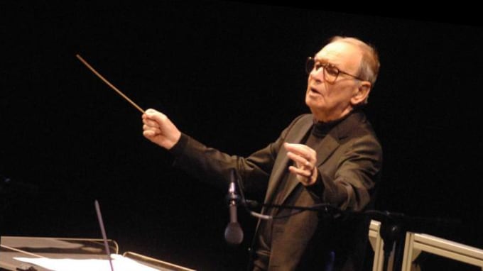 Morricone: "Quando dirigo mi tremano ancora le mani"