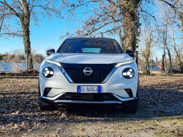 Nissan Juke Hybrid, guarda le foto  25