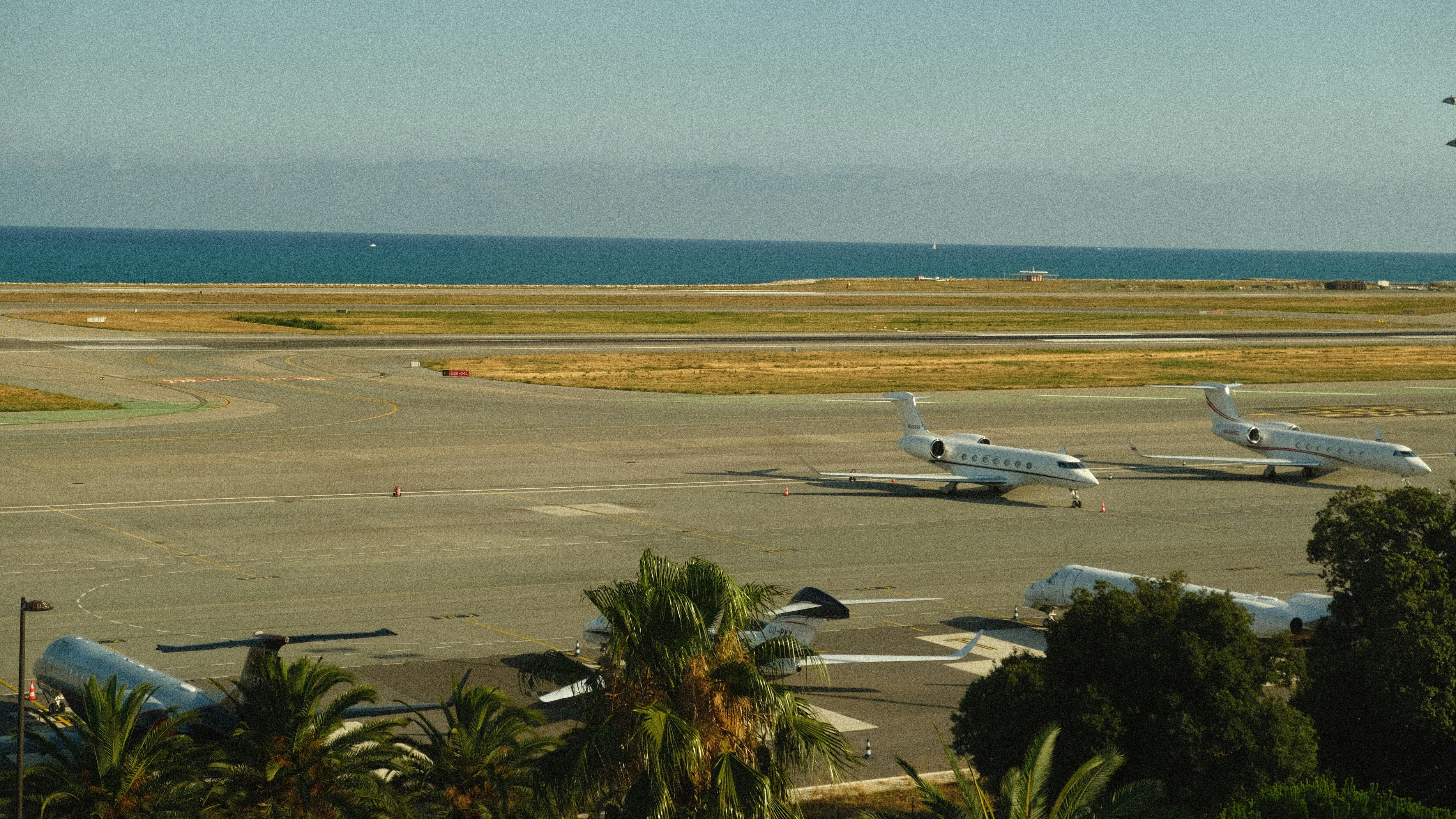 Aeroporto di Nizza volano di crescita green. Abbattuti i gas serra e creati 2,8 miliardi di Pil