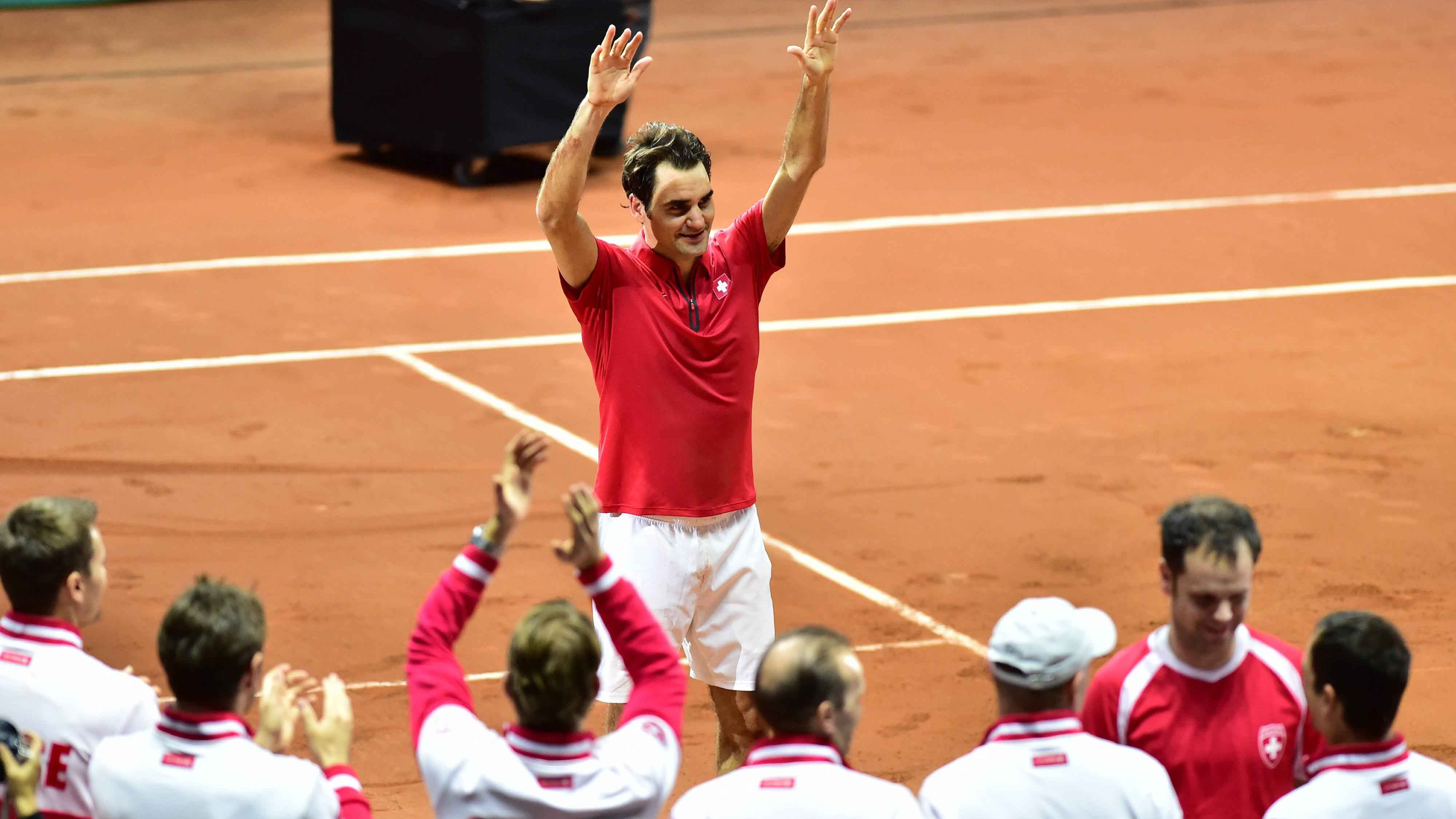 Federer porta anche la Svizzera nella storia