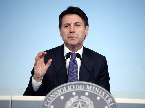 Conte è sotto sui numeri. E pensa allo schema Prodi