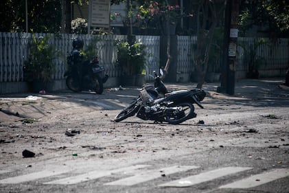 Indonesia, domenica di sangue nelle chiese 6