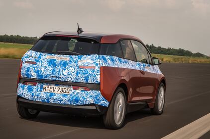 i3: interessanti i prezzi della prima elettrica BMW 7