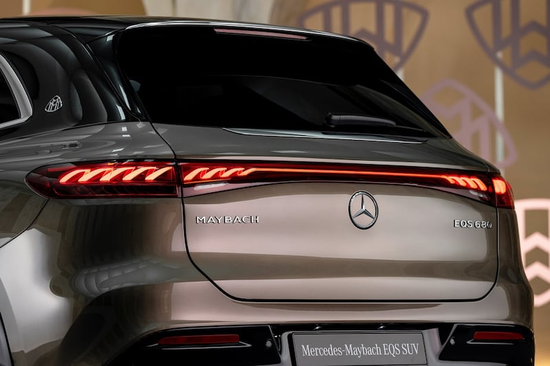 Mercedes-Maybach EQS SUV: guarda la gallery 17