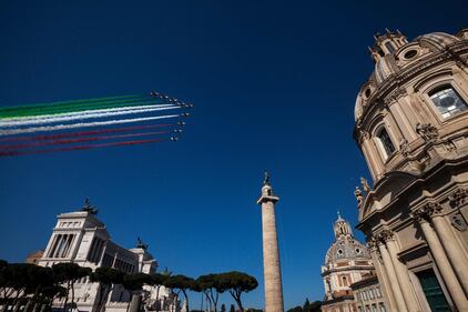 Il suggestivo spettacolo delle Frecce Tricolore  5