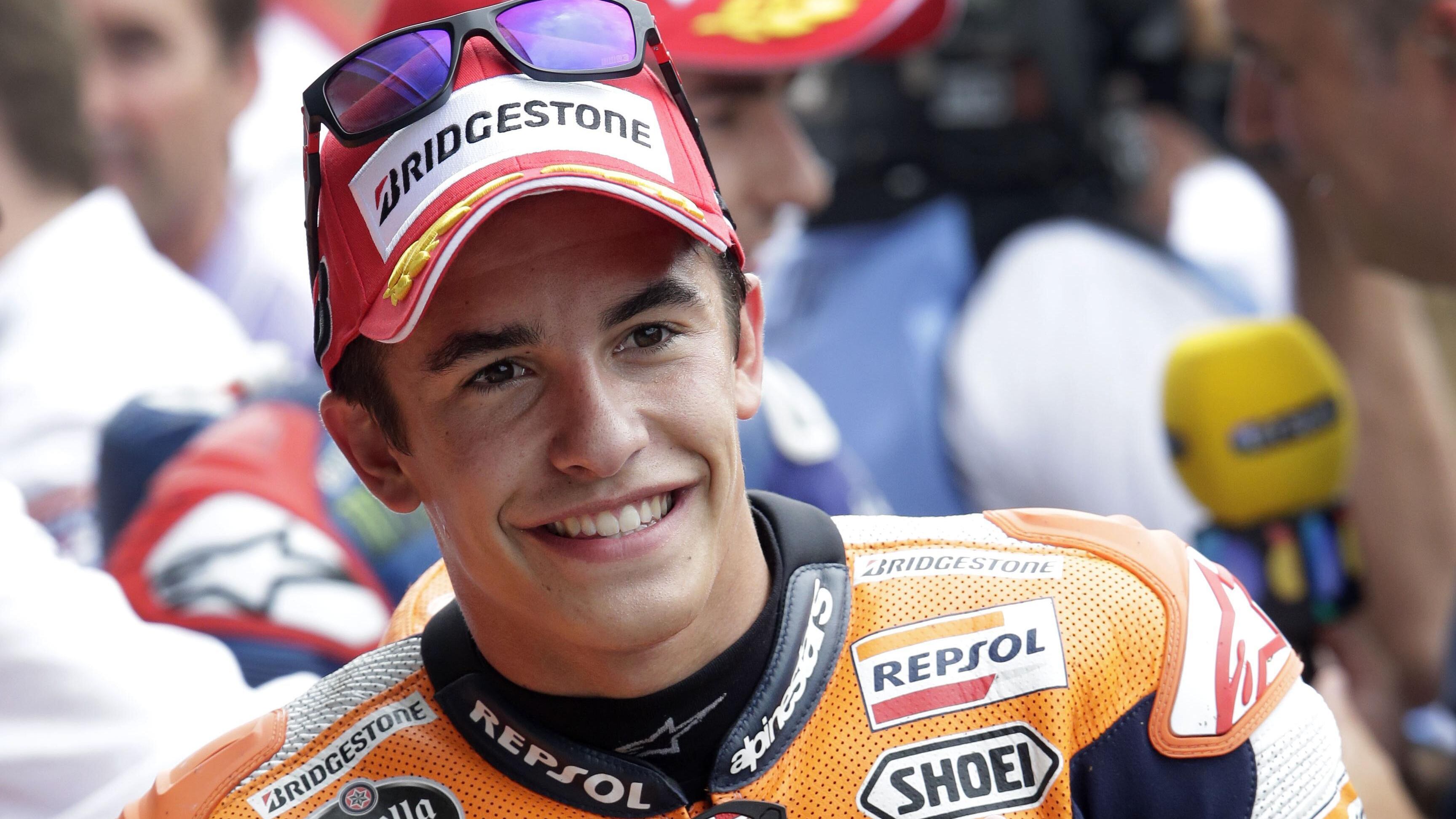 Lo spagnolo vince i primi dieci Gp stagionali: primato riuscito soltanto a super Mino