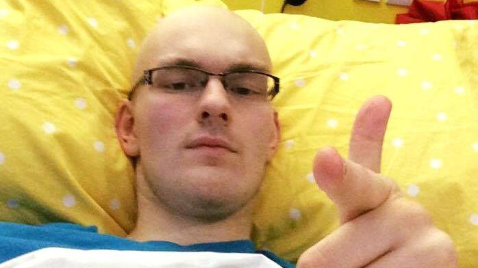 "Ho il cancro. Mi restano soltanto 6 mesi di vita, ma non starò a letto, voglio viaggiare"