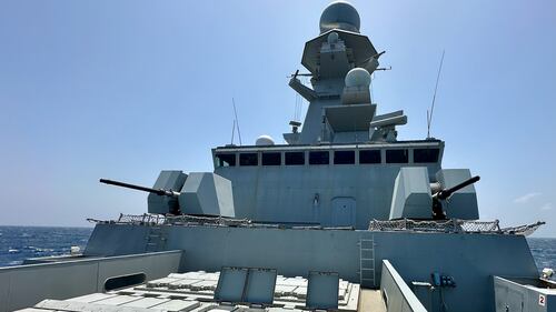 Dalla prua di nave Duilio. Le botole sono quelle dei missili Aster 15 e 30 