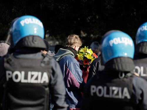"Messaggi d'amore per Sara e Sandrone": così le chat anarchiche celebrano i militanti morti per la bomba che stavano costruendo