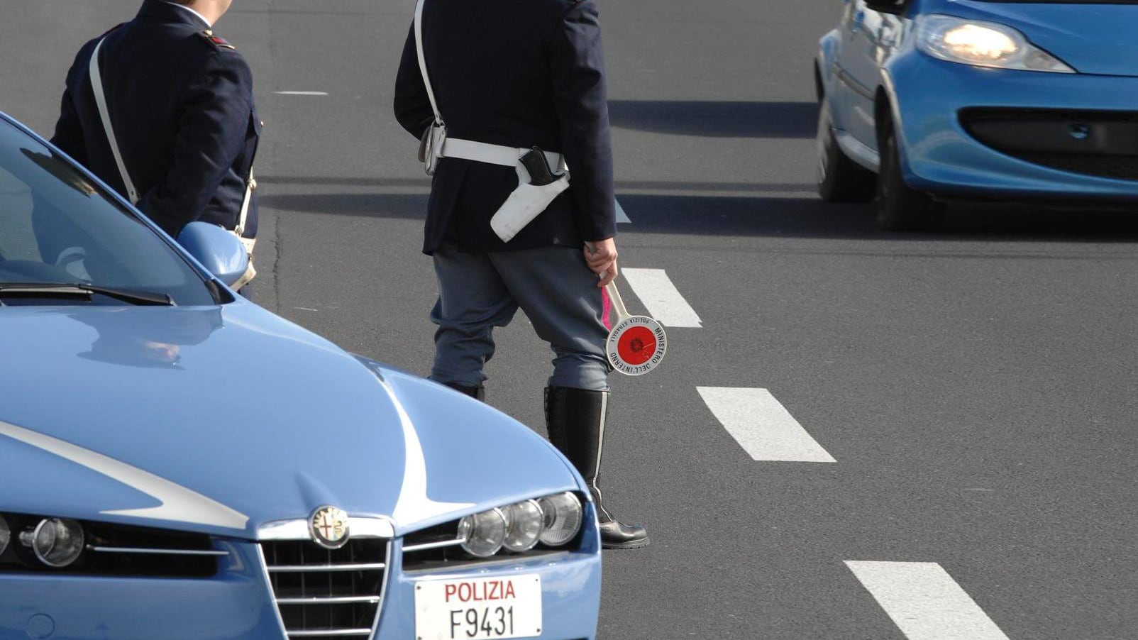 "La polizia senza mezzi: può usare un'auto su 10"