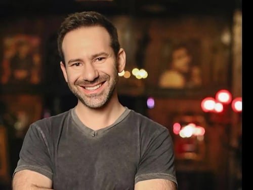 Addio a Radvinsky, l'uomo di OnlyFans. Con lui la pornografia è diventata casalinga